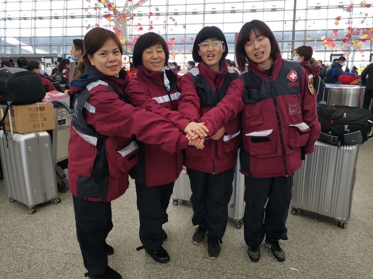 武汉故事——姐,帮我瞒着咱妈! 武汉故事——姐,帮我瞒着咱妈!