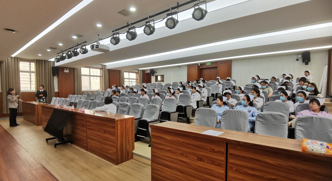 西安市第九医院开展“中医特色护理技术在慢病管理中的应用与创新”专题讲座 西安市第九医院开展“中医特色护理技术在慢病管理中的应用与创新”专题讲座