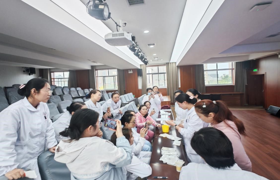 以循证医学为依据 以行业指南为标准 以循证医学为依据 以行业指南为标准