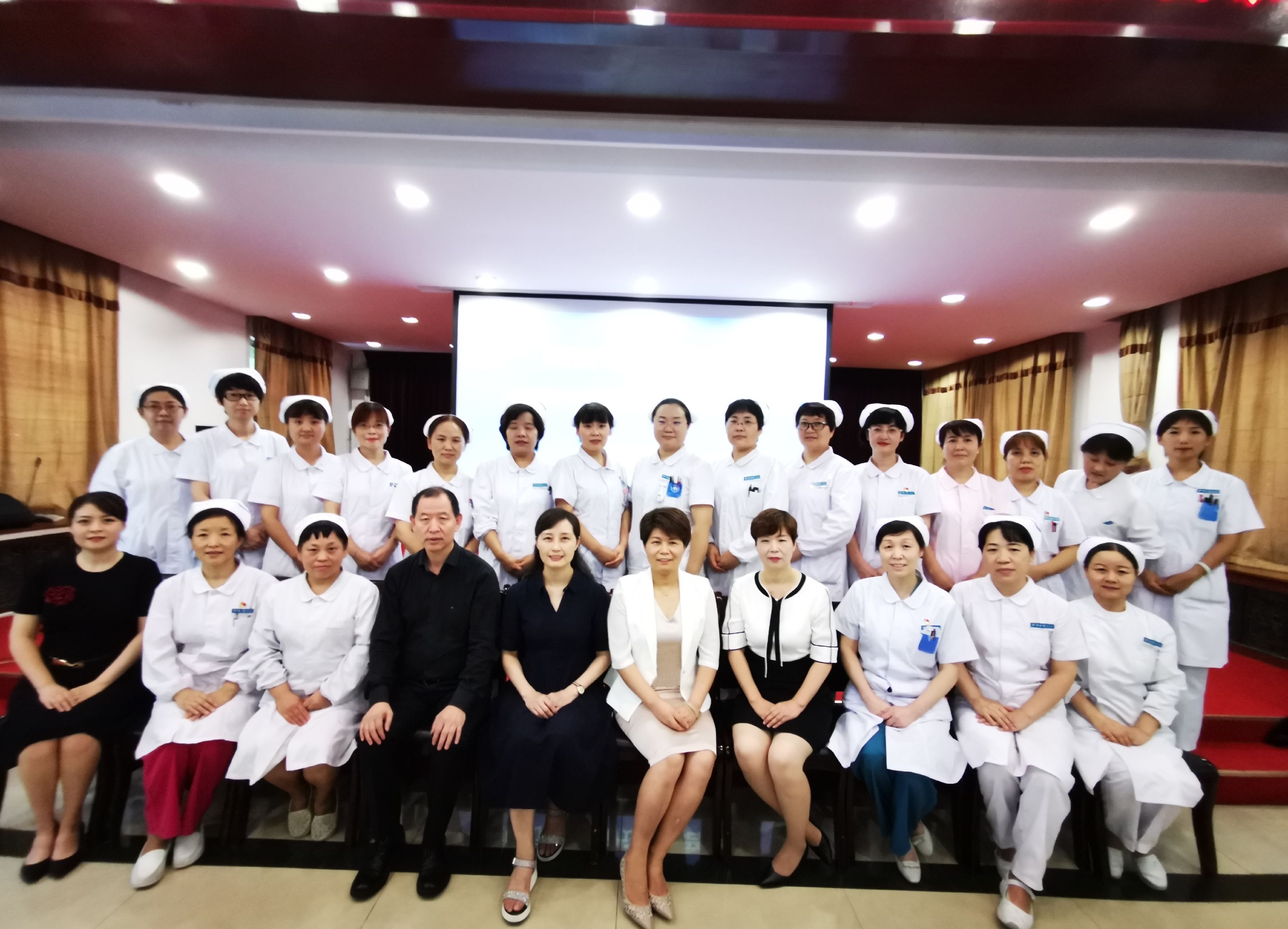 西安市第九医院举办“创面护理新进展培训班”