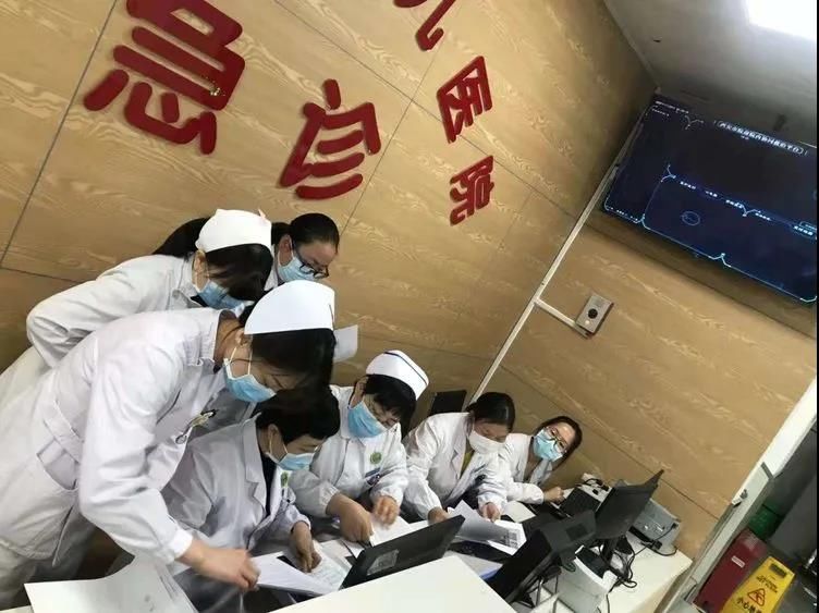 西安市第九医院急诊科主任李俊枝荣获市级“党员示范岗”荣誉称号 西安市第九医院急诊科主任李俊枝荣获市级“党员示范岗”荣誉称号