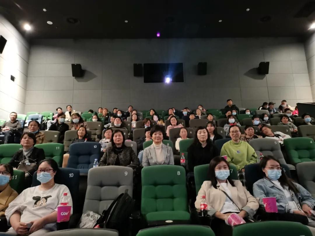西安市第九医院组织观看党史题材电影《古田军号》《第一大案》 西安市第九医院组织观看党史题材电影《古田军号》《第一大案》