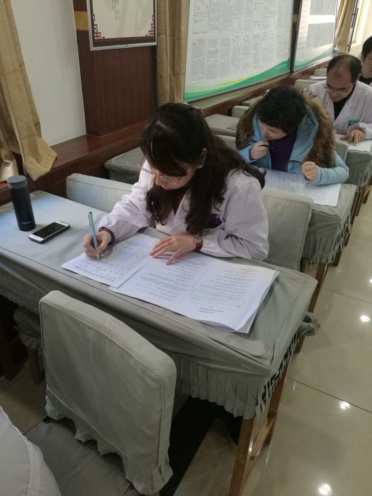 西安市第九医院举办中青年骨干医师选拔考试 西安市第九医院举办中青年骨干医师选拔考试