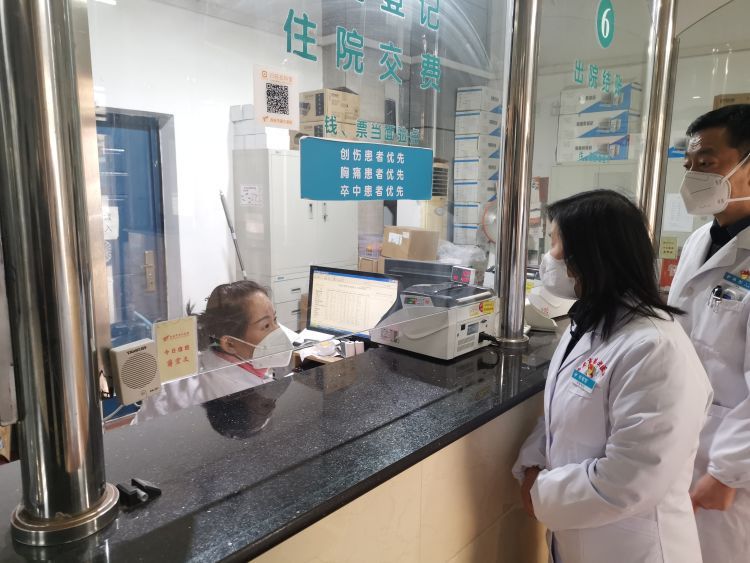 节日督查不放松 保驾护航保健康 节日督查不放松 保驾护航保健康