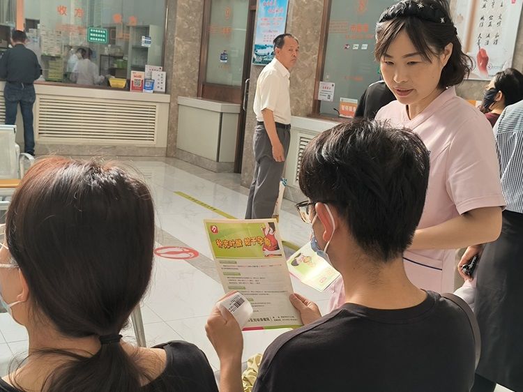 520,母乳喂养宣传日义诊活动圆满举行 520,母乳喂养宣传日义诊活动圆满举行