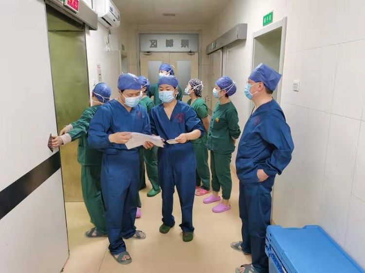 市卫生健康委专家组一行到市九院进行大型医院巡查