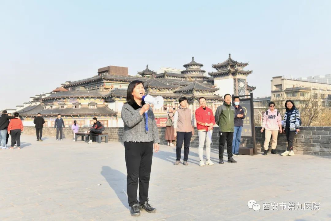 【健步走】市九院举行“扬帆启新程 健康向未来”庆祝国际“三八”妇女节城墙健康健步走活动 【健步走】市九院举行“扬帆启新程 健康向未来”庆祝国际“三八”妇女节城墙健康健步走活动