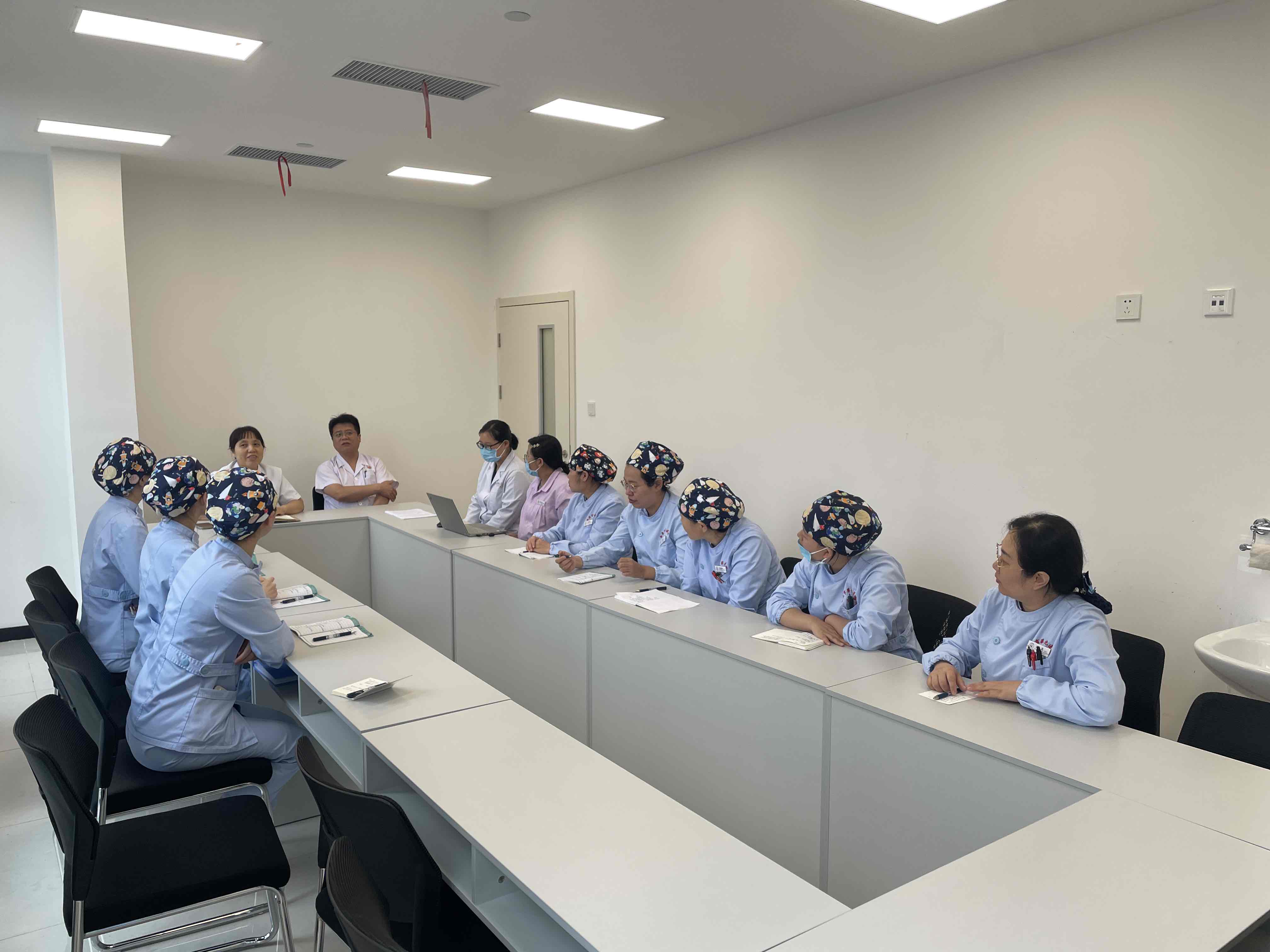 携手共进,提升重症医学科质量管理 携手共进,提升重症医学科质量管理
