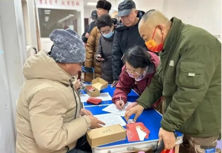 走访慰问送真情 浓浓关爱暖人心——西安市第九医院开展春节走访慰问活动 走访慰问送真情 浓浓关爱暖人心——西安市第九医院开展春节走访慰问活动