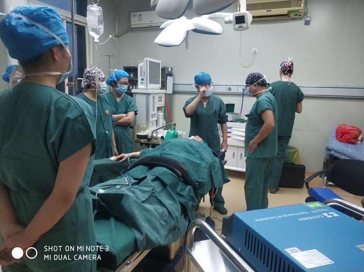 斩断死神的召唤——孕8月余,右面部多间隙感染进行性加重,九院多学科联合行手术切开充分引流 斩断死神的召唤——孕8月余,右面部多间隙感染进行性加重,九院多学科联合行手术切开充分引流