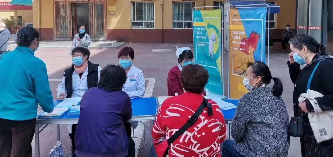 西安市第九医院肿瘤分院举办“抗癌防癌，你我同行”义诊活动