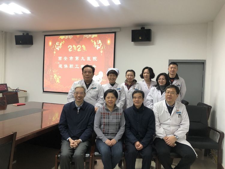 温馨欢送会 浓浓惜别情