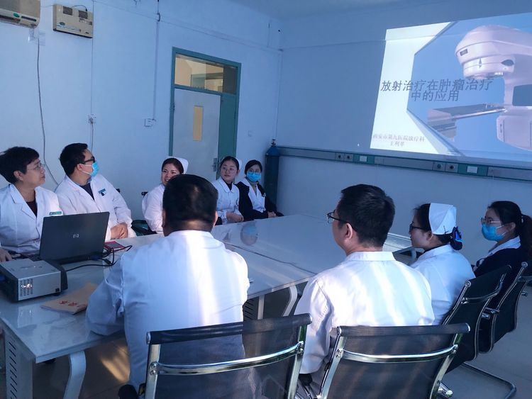 凝心聚力 共谋发展 凝心聚力 共谋发展