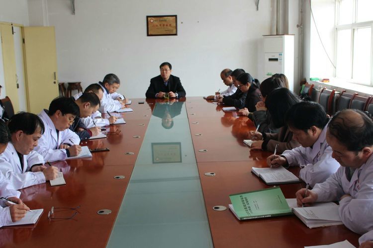 春风拂面助力健康扶贫 两会精神深暖百姓之心