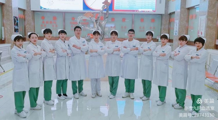 情暖护士节 鲜花爱传递