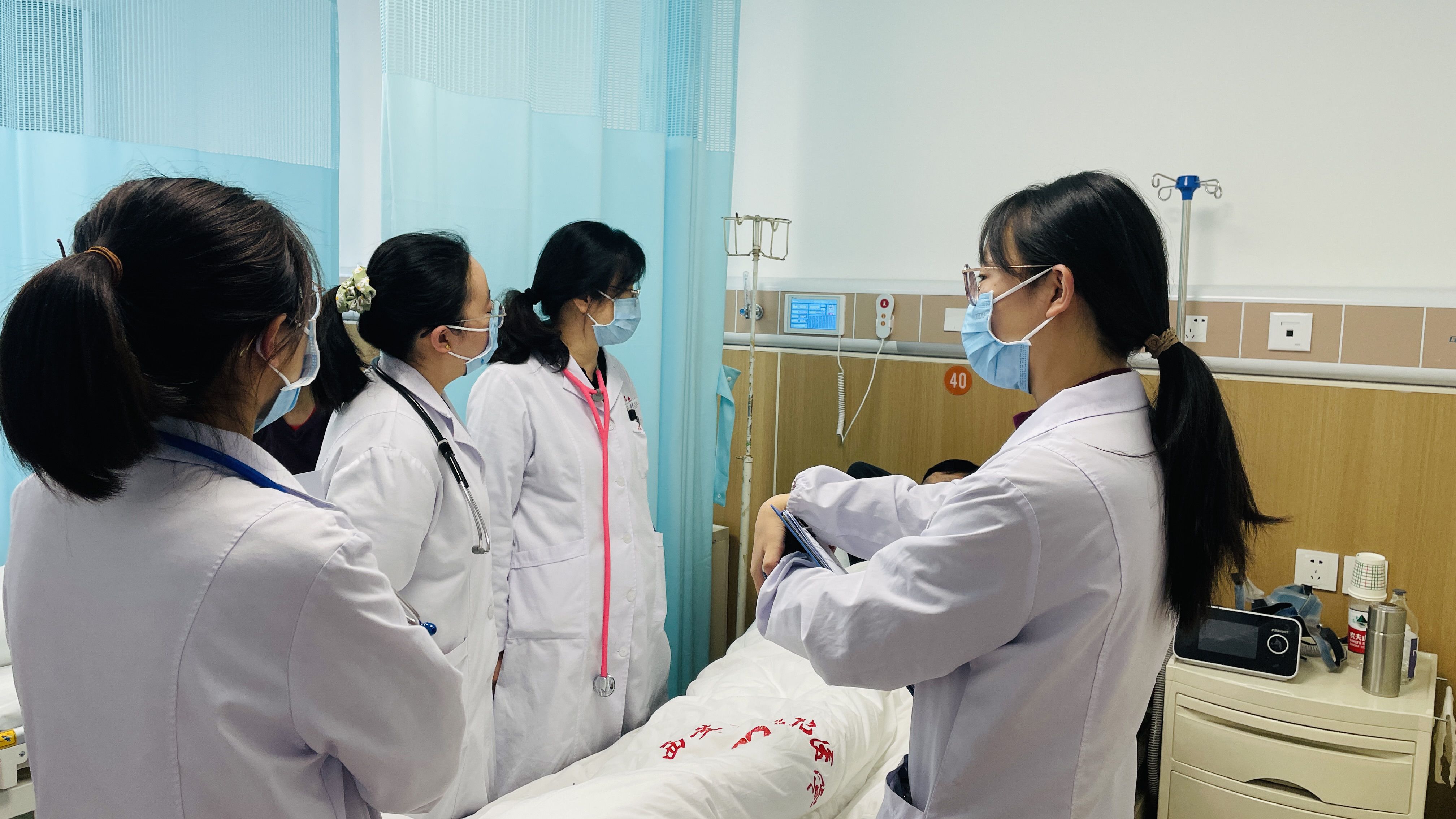 呼吸与危重症医学科,用心守护每一个生命! 呼吸与危重症医学科,用心守护每一个生命!