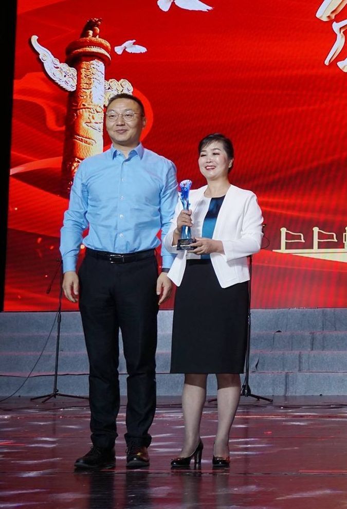 西安市第九医院荣获市卫生健康系统庆祝新中国成立70周年歌咏比赛二等奖及承办纪念奖 西安市第九医院荣获市卫生健康系统庆祝新中国成立70周年歌咏比赛二等奖及承办纪念奖