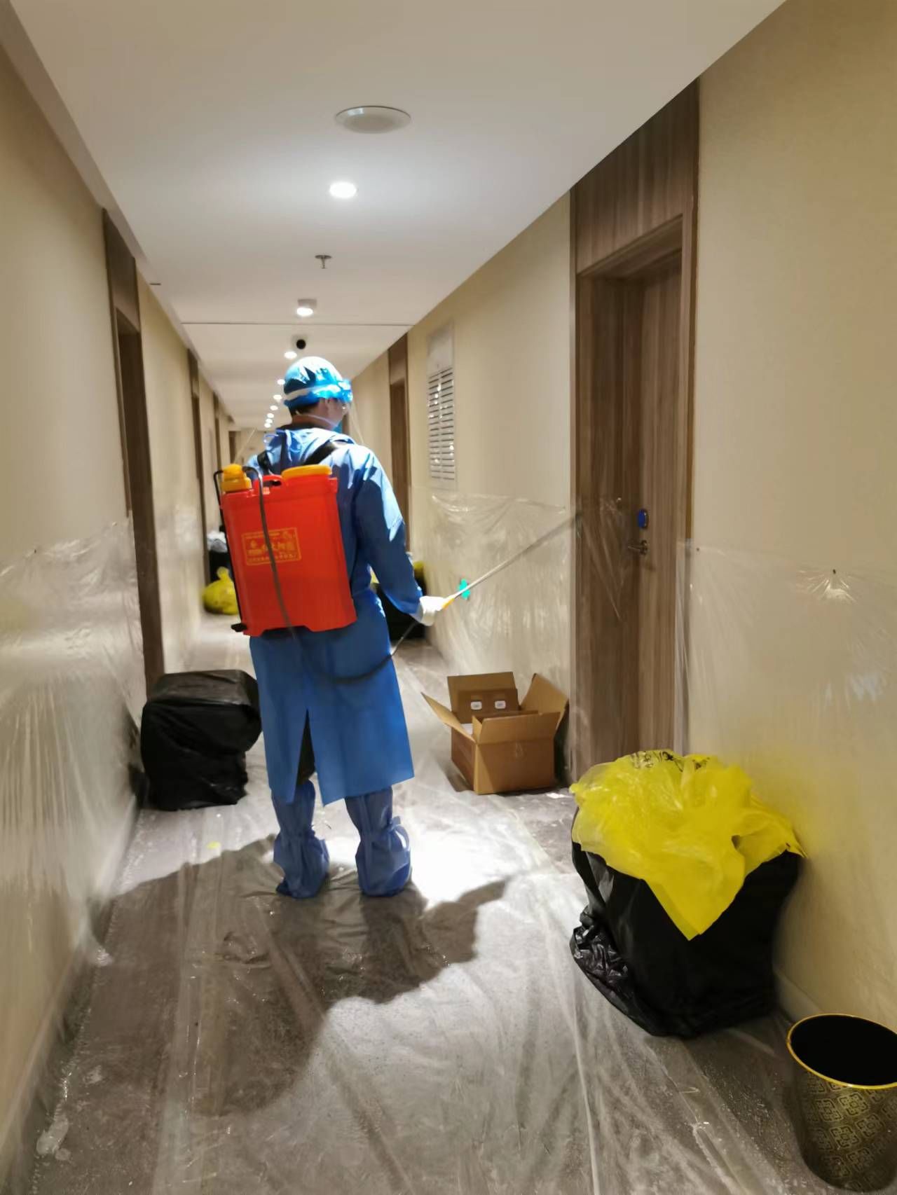 在阳光下——西安市第九医院驰援吉林抗疫纪实（四） 核酸采样八组