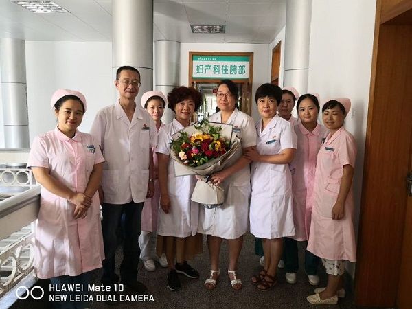 西安市第九医院用这样的方式度过首个“中国医师节” 西安市第九医院用这样的方式度过首个“中国医师节”