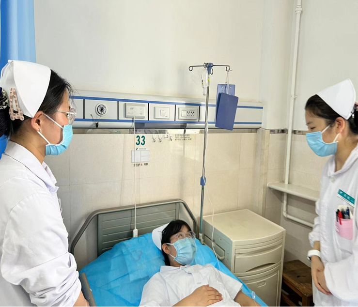 以考促学，以练促精，奉献无悔的青春