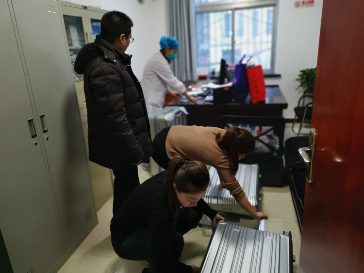 【致敬逆行者】西安市第九医院为赴湖北医疗队队员壮行 【致敬逆行者】西安市第九医院为赴湖北医疗队队员壮行