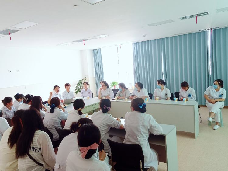 夯实基础理论,提升专业技能 夯实基础理论,提升专业技能
