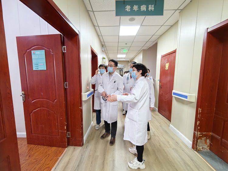 老有所医 爱心互助 老有所医 爱心互助