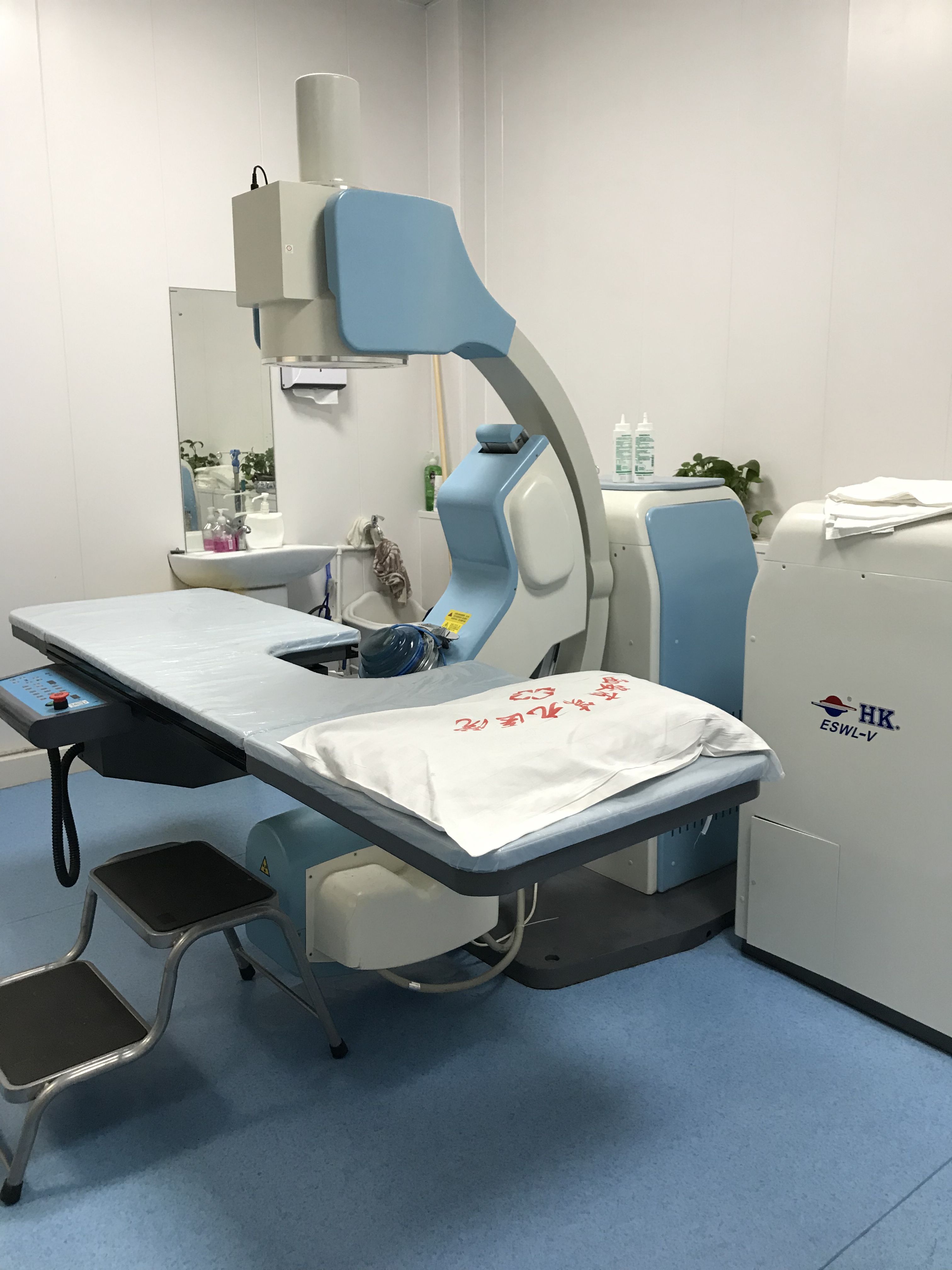 西安市第九医院泌尿外科开展24小时碎石服务 西安市第九医院泌尿外科开展24小时碎石服务