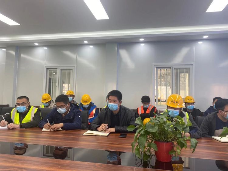 西安市第九医院对医院整体改扩建项目施工方陕建集团进行新冠肺炎疫情防控专项培训
