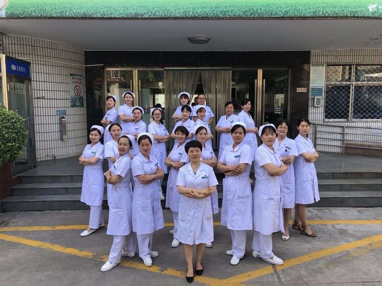 团结奋进 无私奉献——急诊人的护士节! 团结奋进 无私奉献——急诊人的护士节!