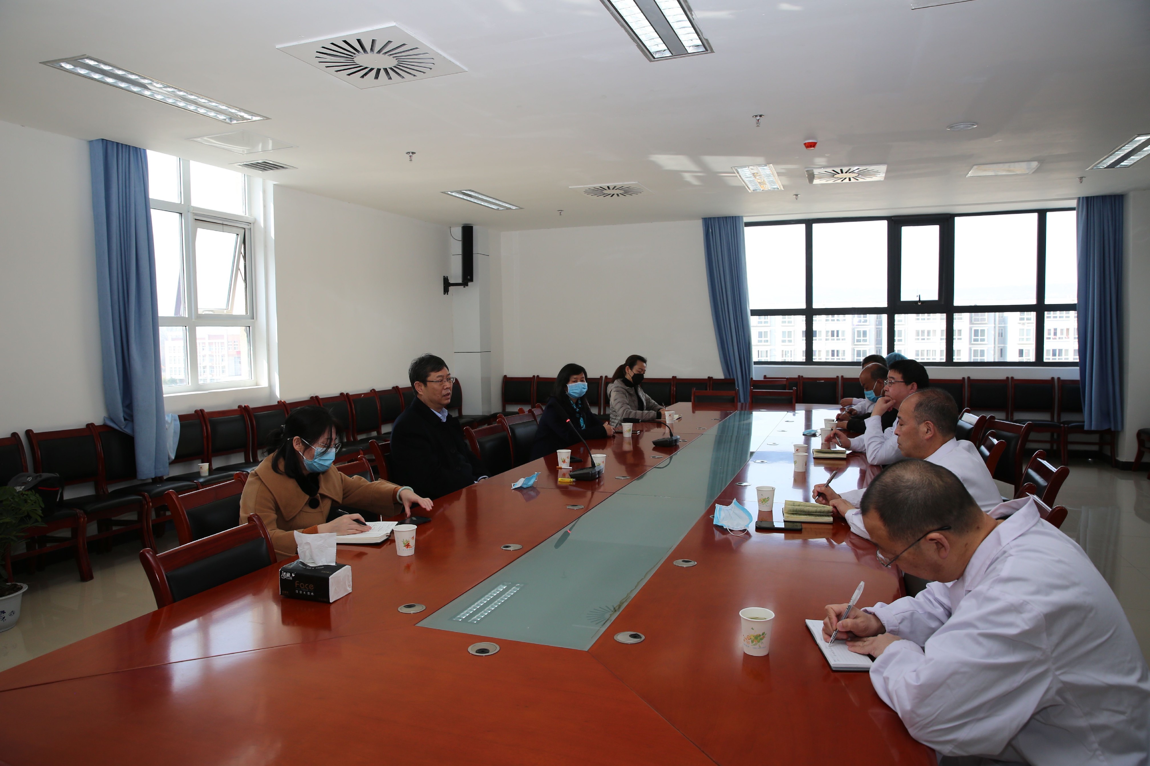 我院院长书记一行到蓝田县人民医院检查督导工作 