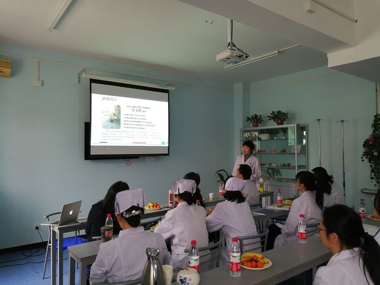 加强院际交流 促进科室发展 加强院际交流 促进科室发展