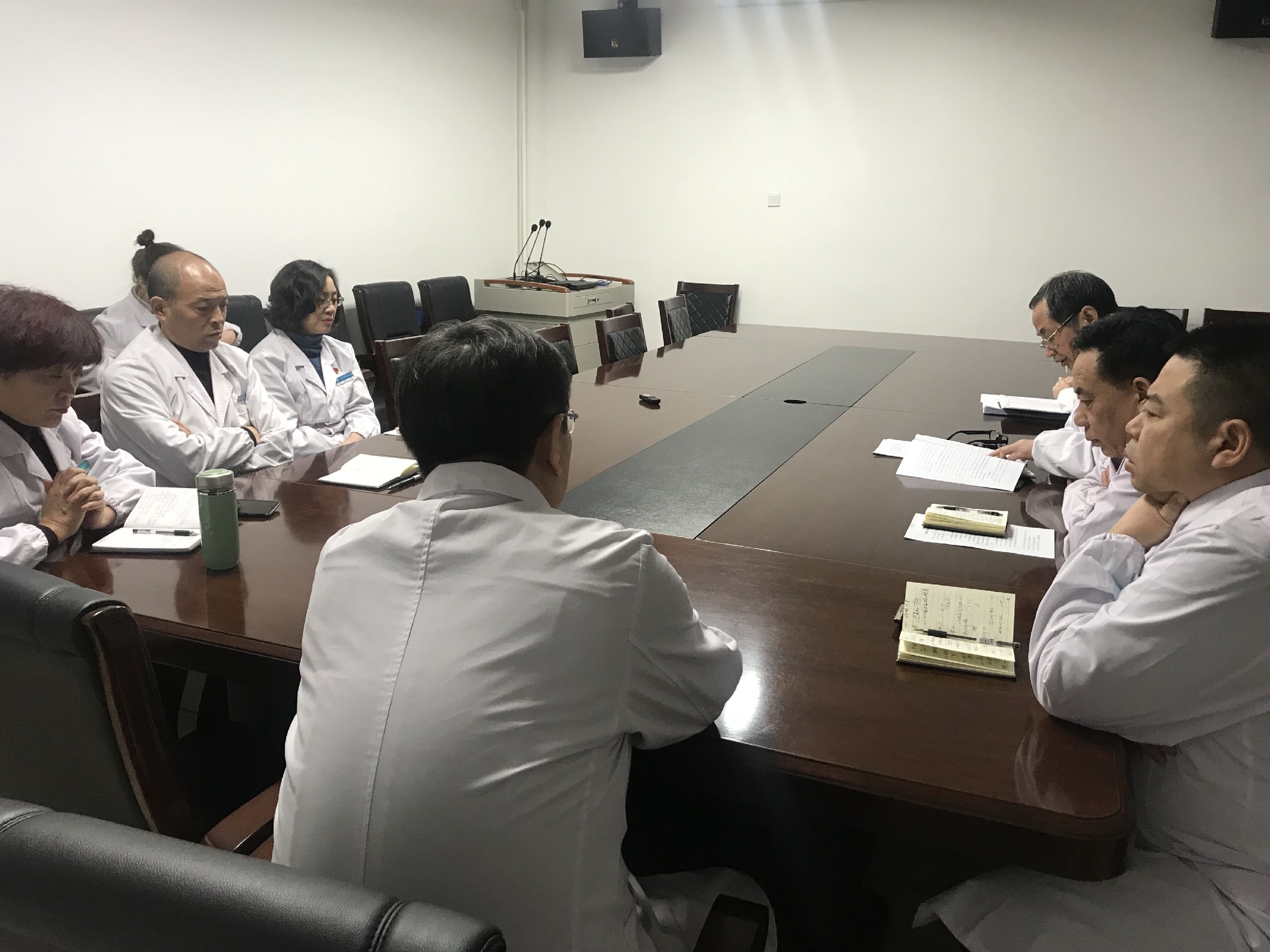 西安市第九医院召开院领导班子“讲政治、敢担当、改作风”第一专题集中交流研讨会