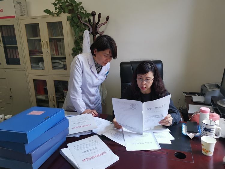 市卫生健康委专家组一行到市九院进行大型医院巡查