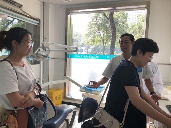 市卫计委党委干部作风排查整改工作检查组来我院督导检查