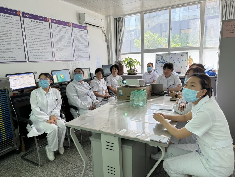 以查房促质量,以质量促康复——市九院康复科开展护理教学查房 以查房促质量,以质量促康复——市九院康复科开展护理教学查房