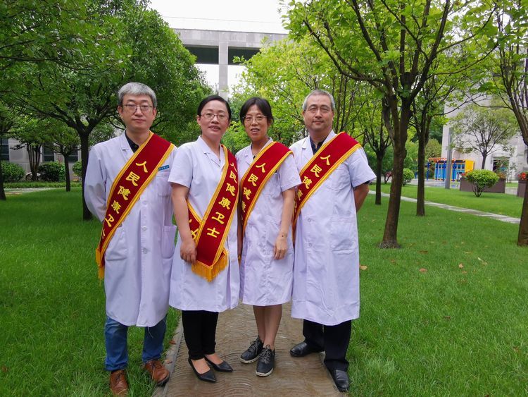 西安市第九医院5位医师荣获市属卫生系统“人民健康卫士”称号 西安市第九医院5位医师荣获市属卫生系统“人民健康卫士”称号