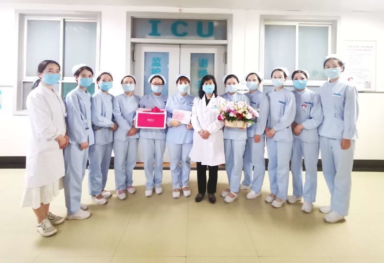 西安市第九医院组织慰问一线护理人员