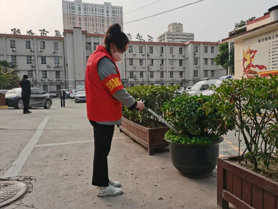 【作风建设】西安市第九医院“四随”专项服务活动暖了患者心 【作风建设】西安市第九医院“四随”专项服务活动暖了患者心