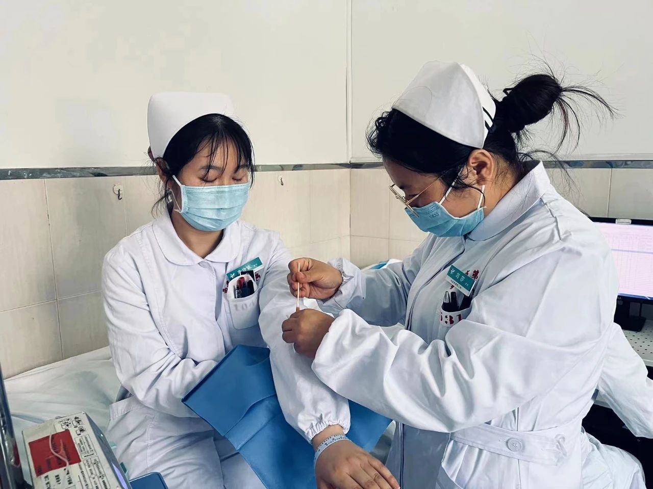 心血管病院二科护理操作练兵掠影