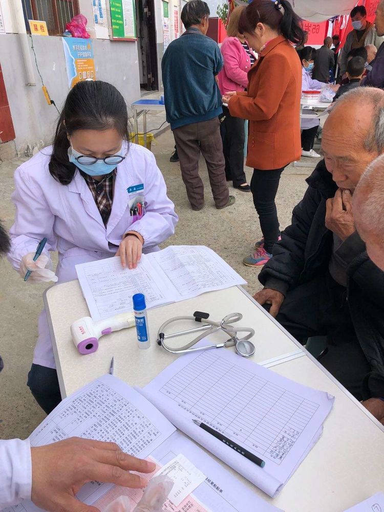 图说对口帮扶史家寨卫生院