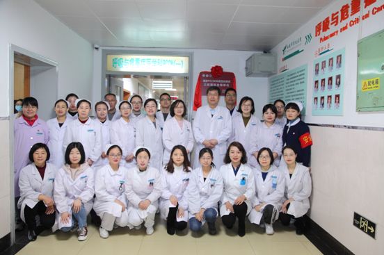 PCCM科规范化建设三级医院合格单位挂牌仪式 PCCM科规范化建设三级医院合格单位挂牌仪式