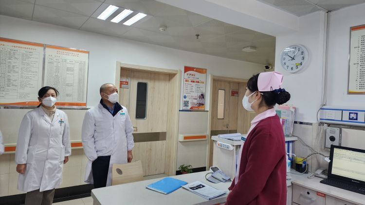 市九院春节期间开展医疗安全质量检查