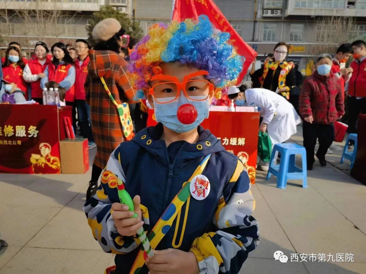 春暖三月学雷锋 志愿服务我先行——西安市第九医院开展“学雷锋”志愿活动 春暖三月学雷锋 志愿服务我先行——西安市第九医院开展“学雷锋”志愿活动