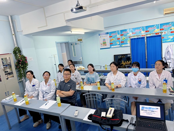 我院内分泌科特邀知名教授开展科研研讨会 我院内分泌科特邀知名教授开展科研研讨会