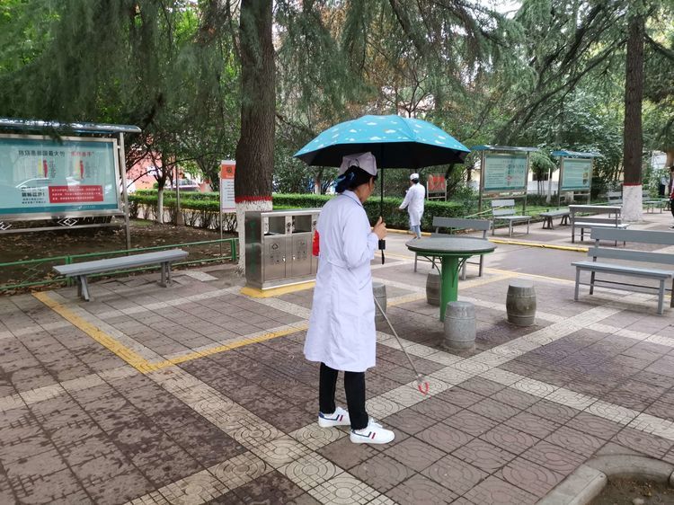 爱院如家 九院人用行动打造健康优美院区环境 爱院如家 九院人用行动打造健康优美院区环境