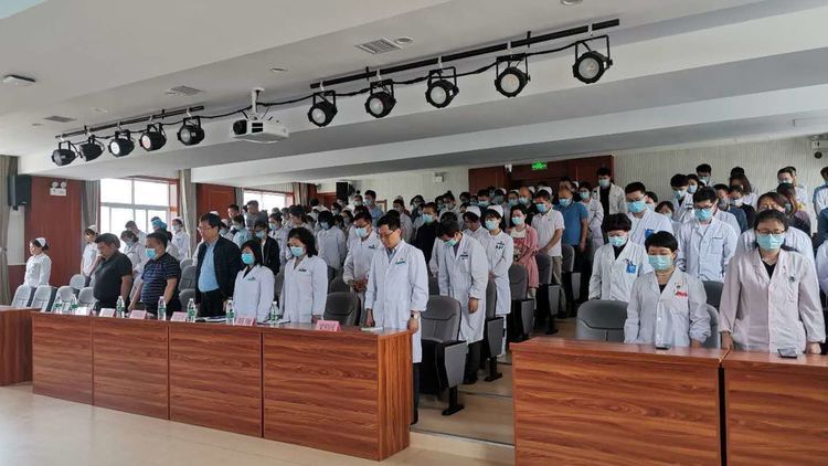 西安市第九医院举办“学习抗疫英雄 弘扬道德风尚”主题道德讲堂活动