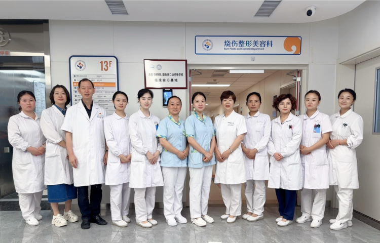 西安市第九医院护理部圆满完成2024年西安EWMA国际伤口治疗师临床实践带教工作 西安市第九医院护理部圆满完成2024年西安EWMA国际伤口治疗师临床实践带教工作
