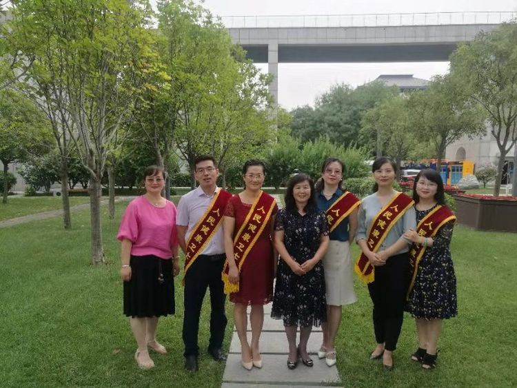 西安市教科文卫工会召开 庆祝“中国医师节”暨表彰先进大会