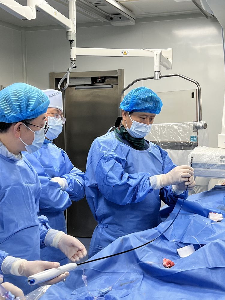 西安市第九医院心血管病院团队完成医院首例Micra（心脏无导线起搏器）置入